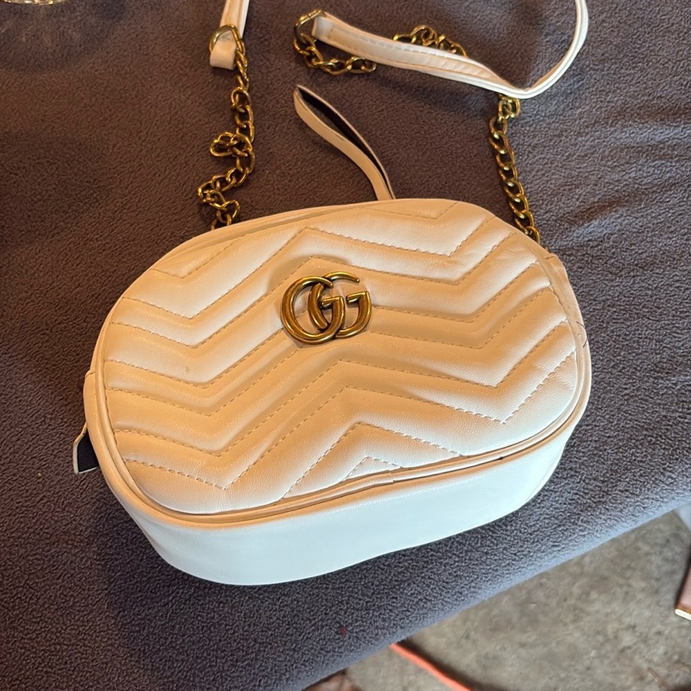 GUCCI Cream Leather Women's Bag - Picture 3 of 3